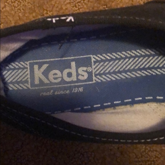 Keds - Picture 2 of 3